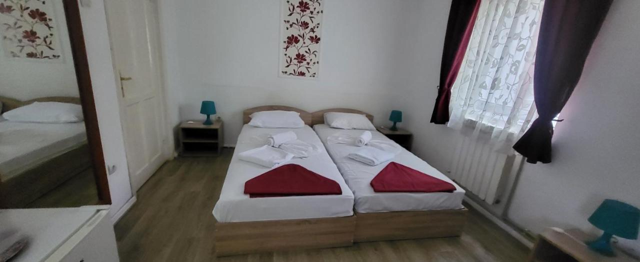 Pensiune Restaurant Arconi Năvodari Zewnętrze zdjęcie