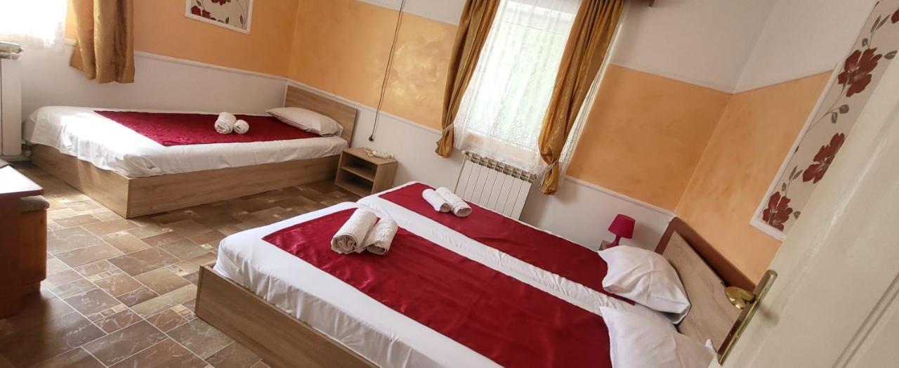 Pensiune Restaurant Arconi Năvodari Zewnętrze zdjęcie
